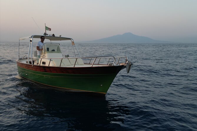 Sorrento Sunset Private Tour - Premium 28ft Boat - Bagni Regina Giovanna: The Sunset Photo Stop With Roman-Era Backstory