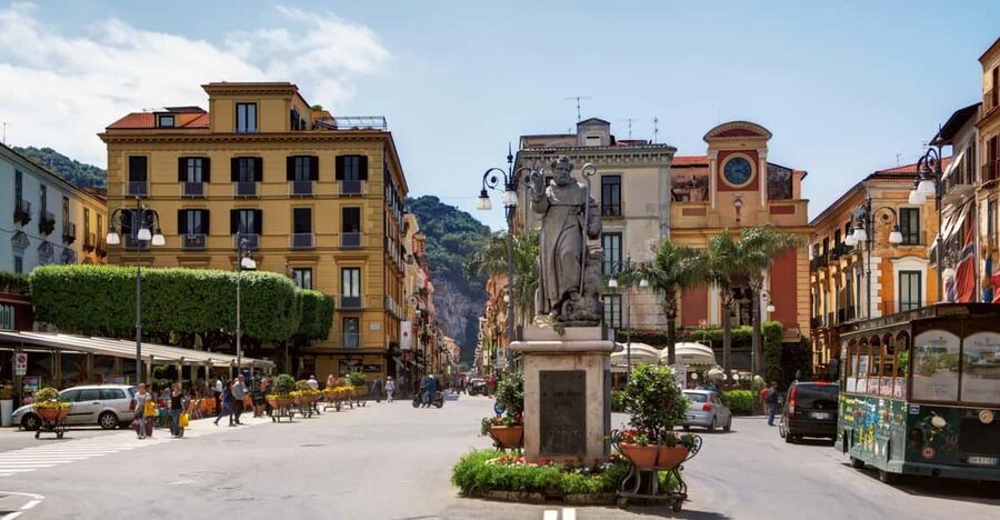 Sorrento through the eyes of a local - Sorrento Cathedral and the 800s nativity you can actually visit