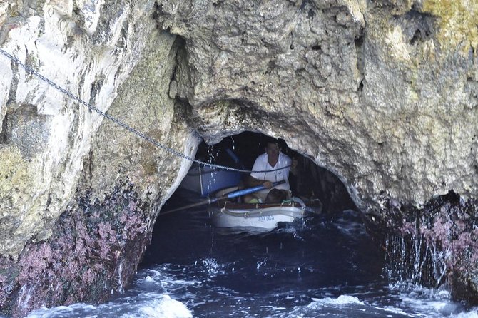 Sorrento to Capri: Small Group Boat Tour with Blue Grotto - Blue Grotto: what guaranteed really means, and how to plan around it