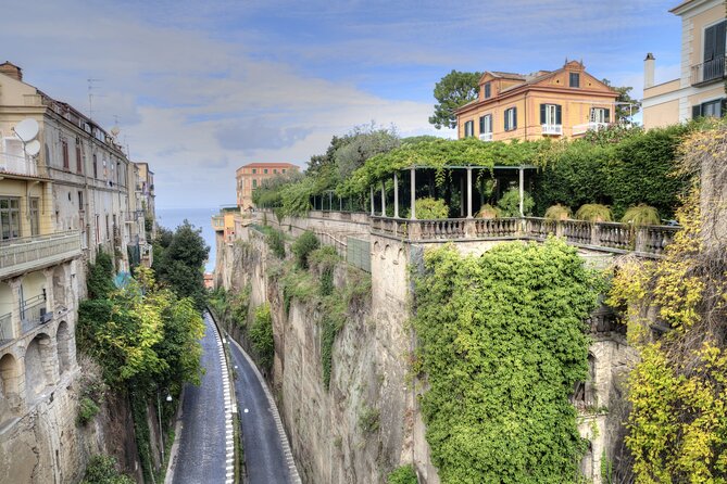 Sorrento Walking Tour & Limoncello Tasting - A 2-hour Sorrento starter, built for first-timers