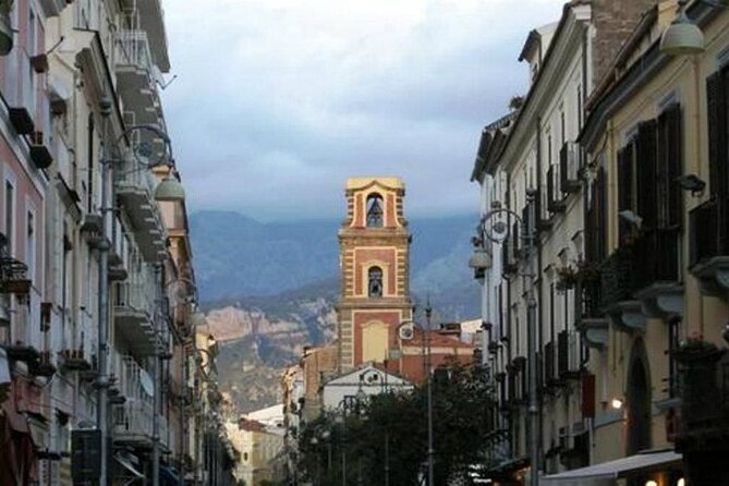 Sorrento Walking Tour & Limoncello Tasting - Piazza Tasso: Sorrento’s main square, once a natural valley