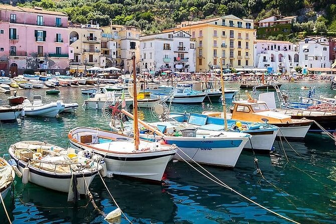 Sorrento Walking Tour & Limoncello Tasting - Centro Storico lanes, Villa Comunale views, and the lemon lesson