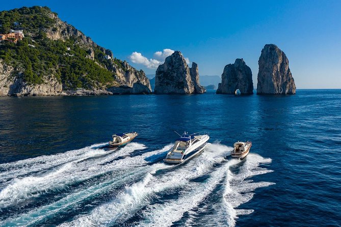 The Blue Fever: Capri island day cruise - Captain-led English narration, and what to do with it