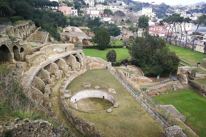 Tour privato a Pozzuoli Bacoli - Flavian Amphitheater in Pozzuoli, a Small-Sized Colossus