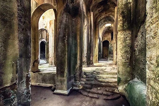 Tour privato a Pozzuoli Bacoli - Piscina Mirabilis and Lago d’Averno, Small Stops, Big Atmosphere