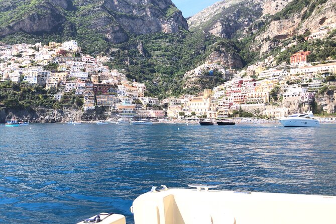 Tour Privato della Costiera Amalfitana in Barca - Li Galli from the water: a viewpoint that feels exclusive