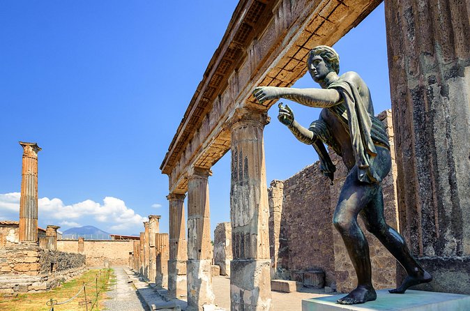 Tour to Discover Pompeii and Vesuvius - Where to focus in Pompeii: Forum, houses, and major monuments