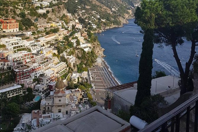 Transfer From Naples airport or station to Positano and vice versa - Private and English support: what it changes for you