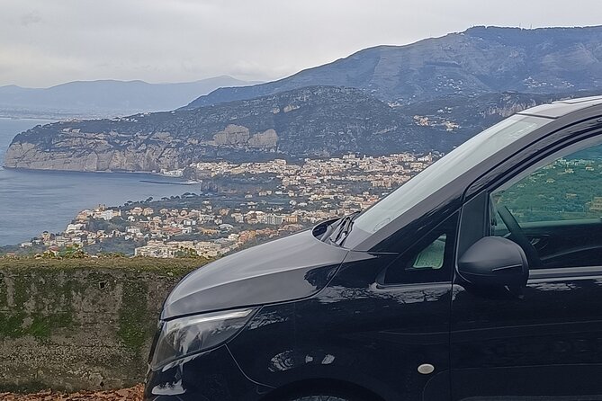 Transfer from Sorrento to Naples or vice versa - Connectivity and the small things people notice